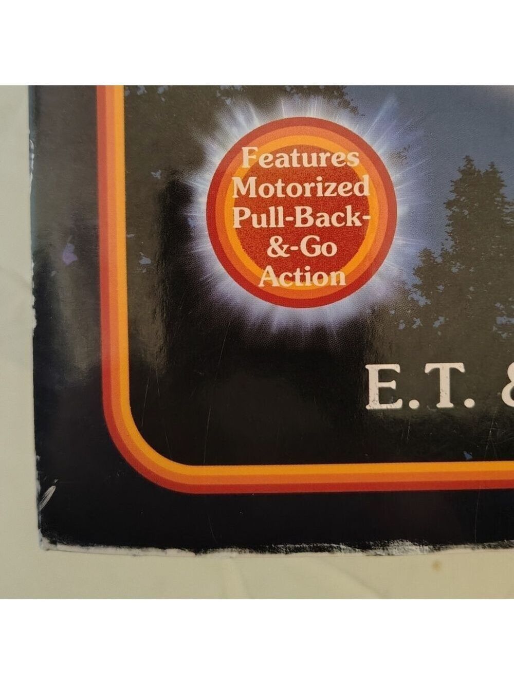 NECA E.T The Extra-Terrestrial 40th Anniversary Elliott & E.T. on Bicycle Figure - Picture 3 of 8